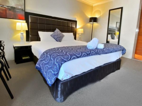  Almond Inn  Тамворт